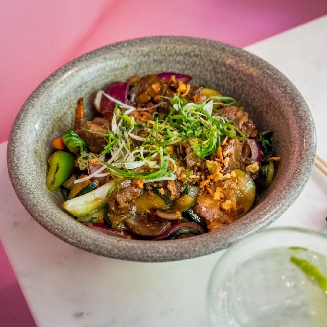 Presa ibérica lacada al wok Pink Monkey